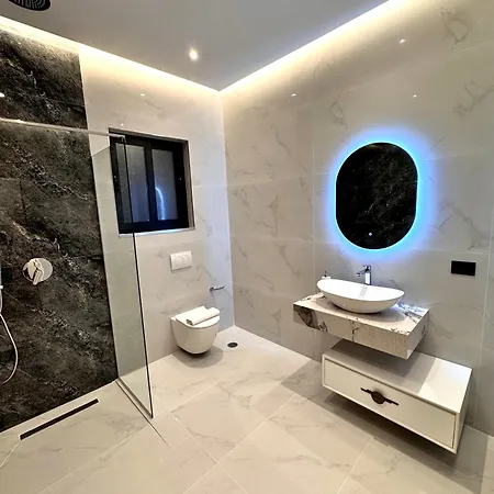 Anil Luxury * غوليم